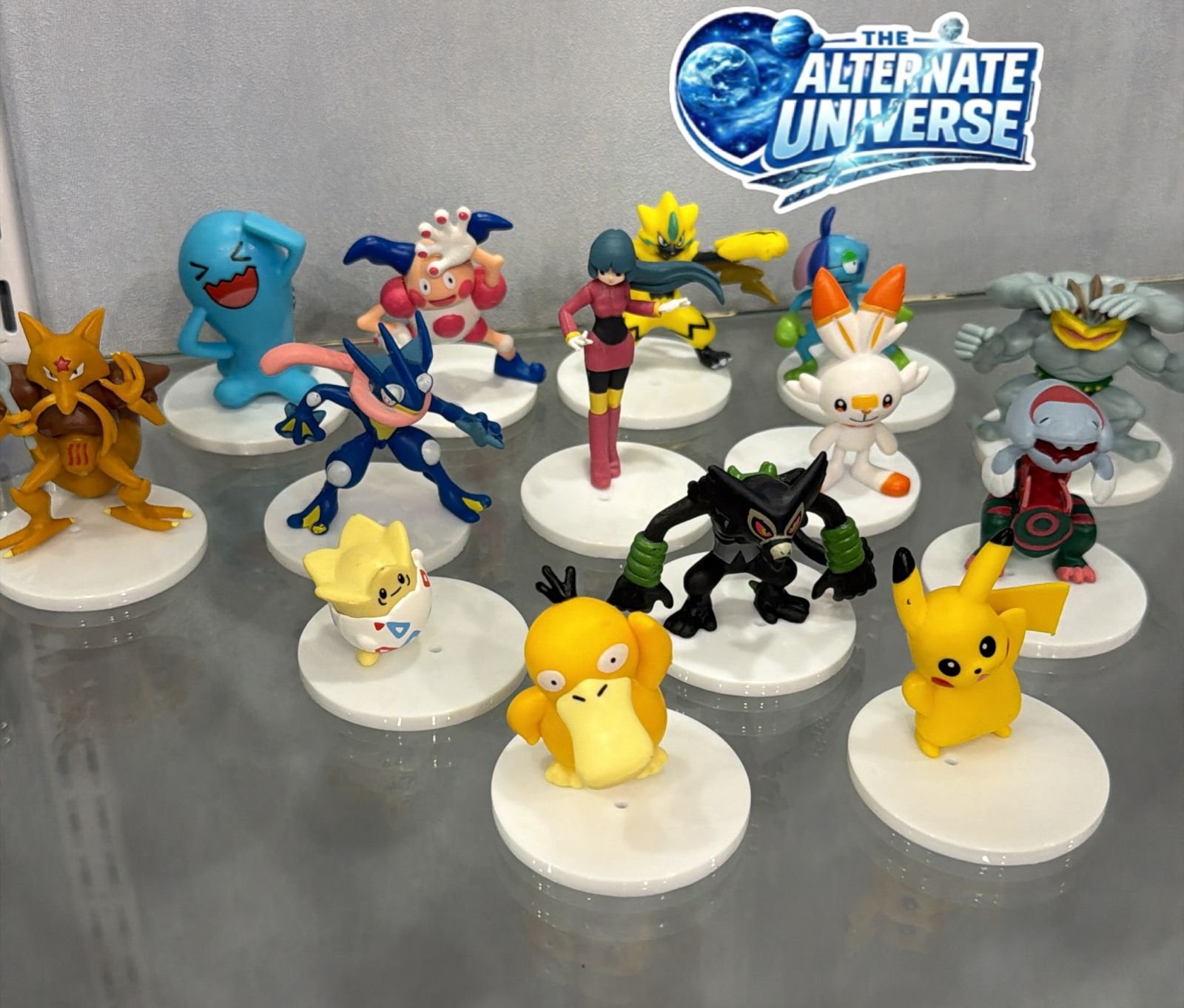POKEMON SET OF 14