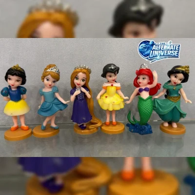 DOLL SET OF 6
