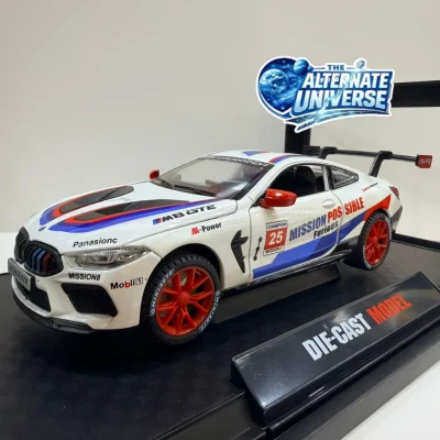 BMW M8 GTE White 1:24