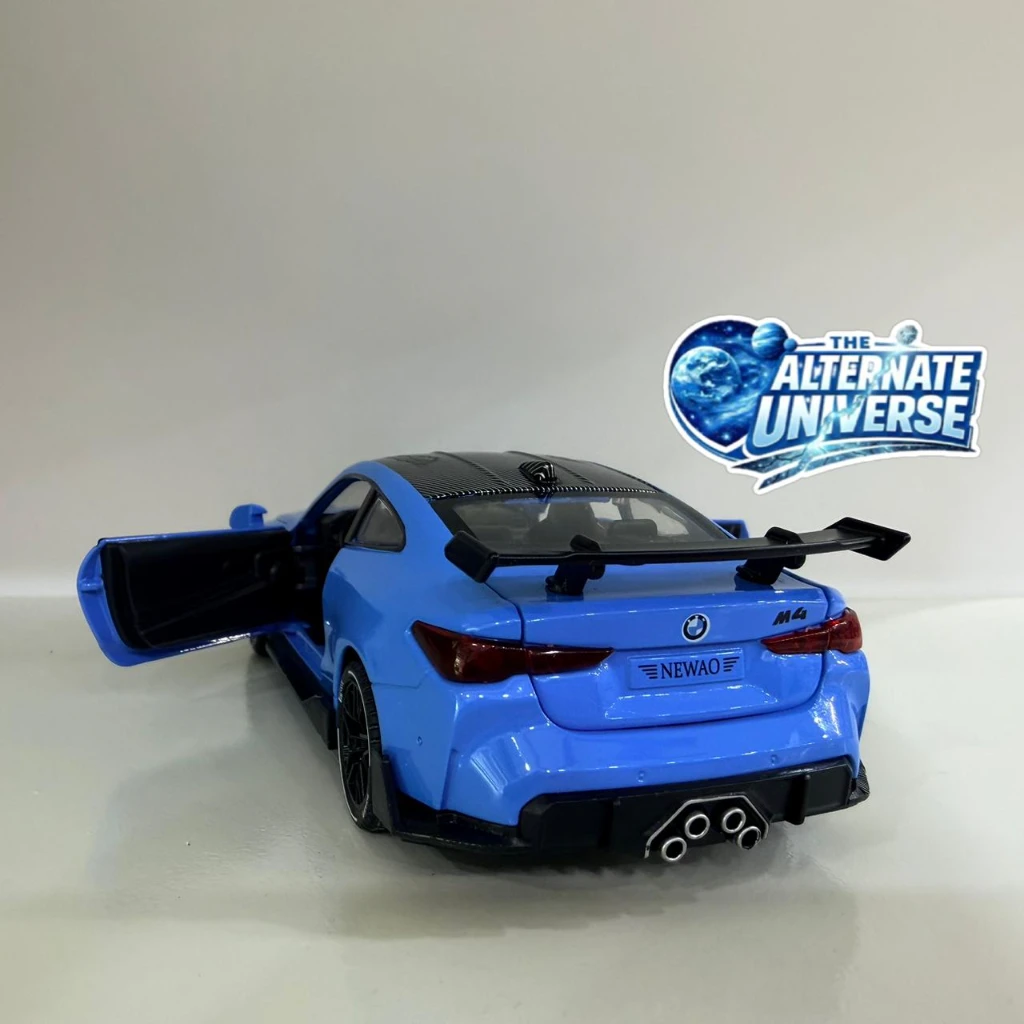 BMW M4 1:32 Blue - Image 3