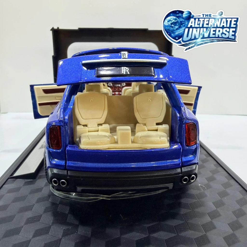 Rolls-Royce Cullinan Blue 1:24 - Image 4