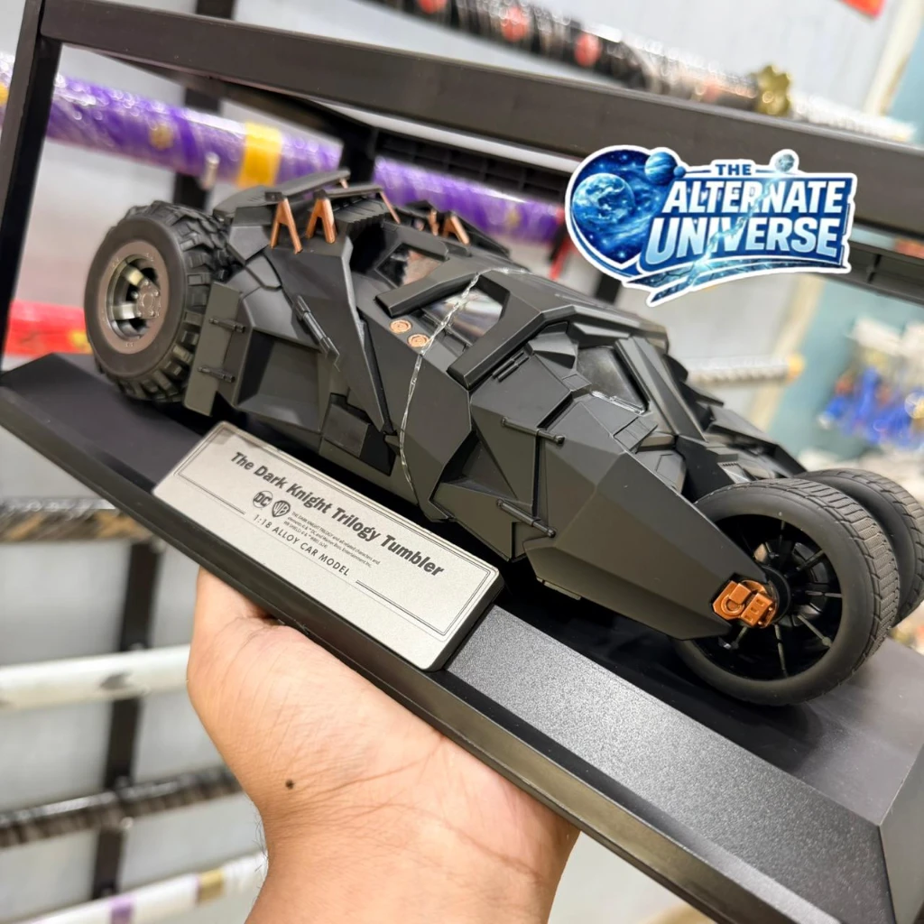 THE DARK KNIGHT TRILOGY TUMBLER 1:18 Scale Batmobile