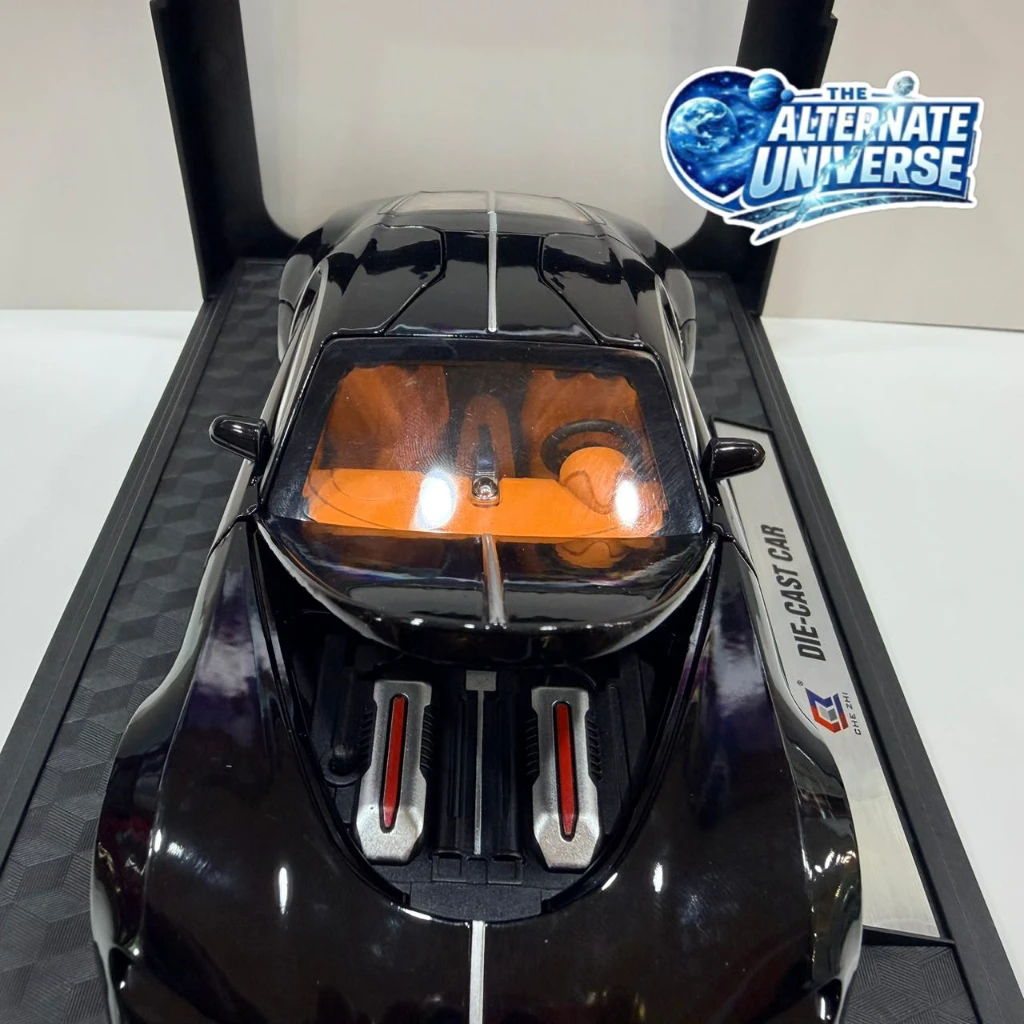 Bugatti Atlantic 1:24, featuring a black finish and orange interior - Image 5