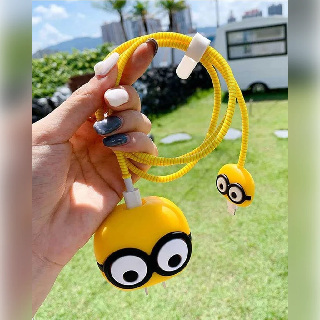 Minion Eye Charging Cover