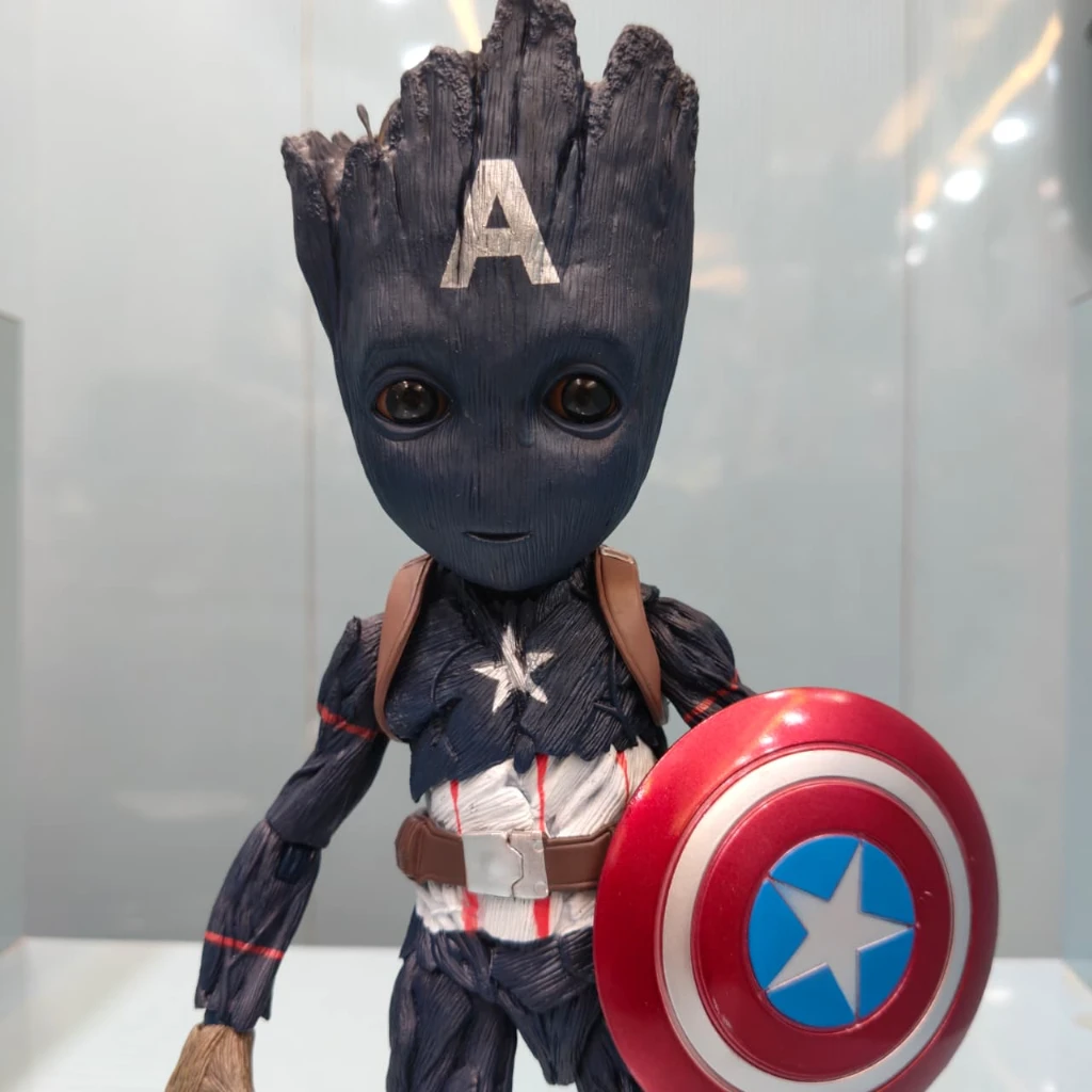 Groot X Captain America Moveable Premium Figure (Colored Box) - Image 6