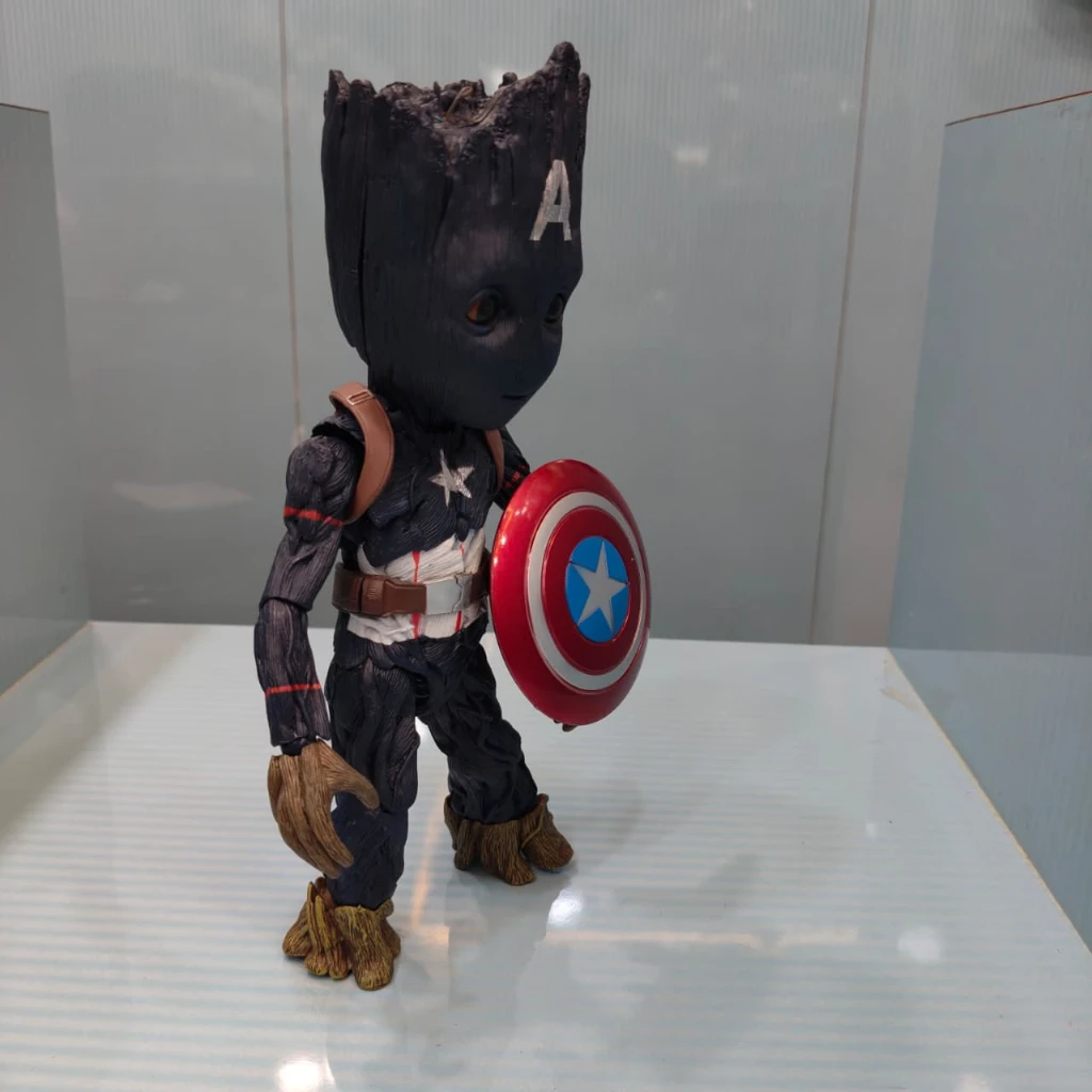 Groot X Captain America Moveable Premium Figure (Colored Box) - Image 8