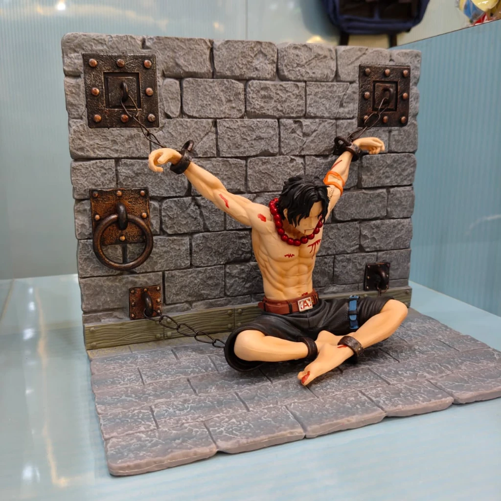 Portgas D. Ace Jail Locked Figure - Image 5