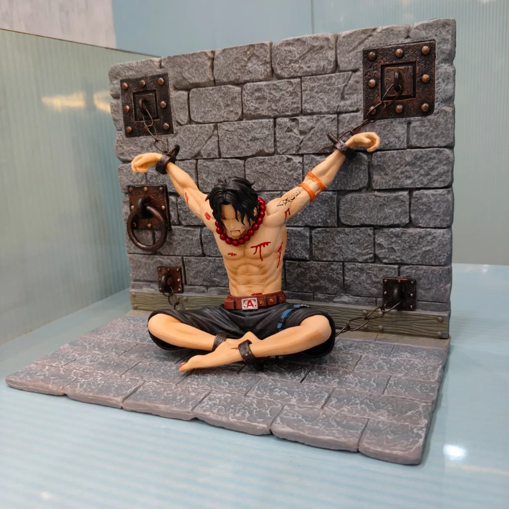 Portgas D. Ace Jail Locked Figure - Image 4