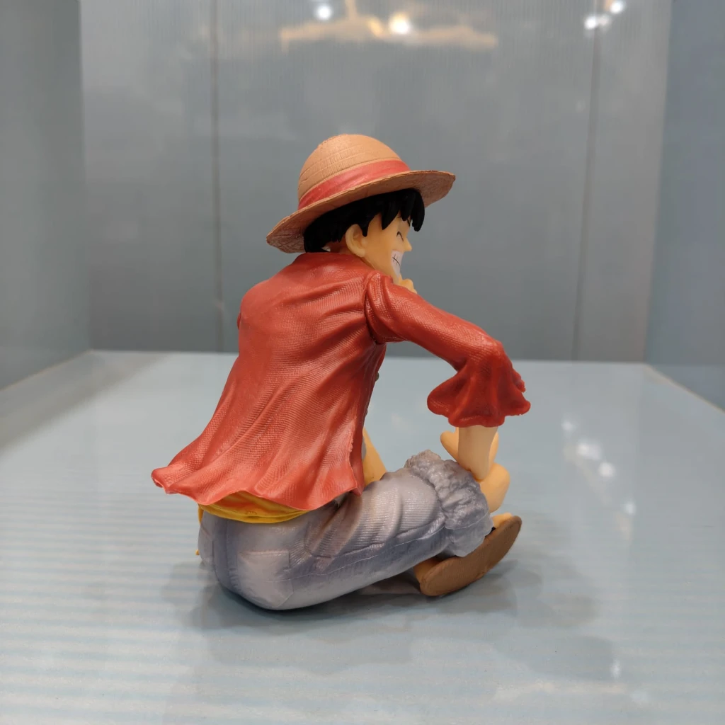 LUFFY SITTING SMILE 15CM - Image 5