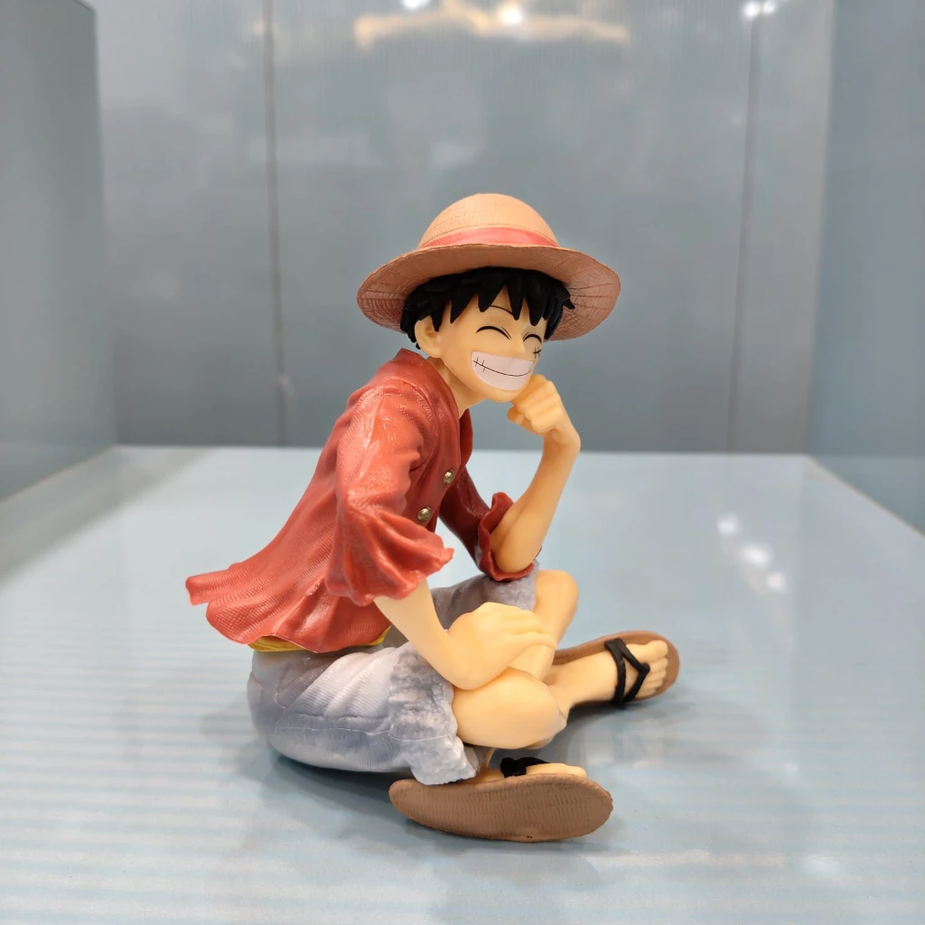 LUFFY SITTING SMILE 15CM - Image 7