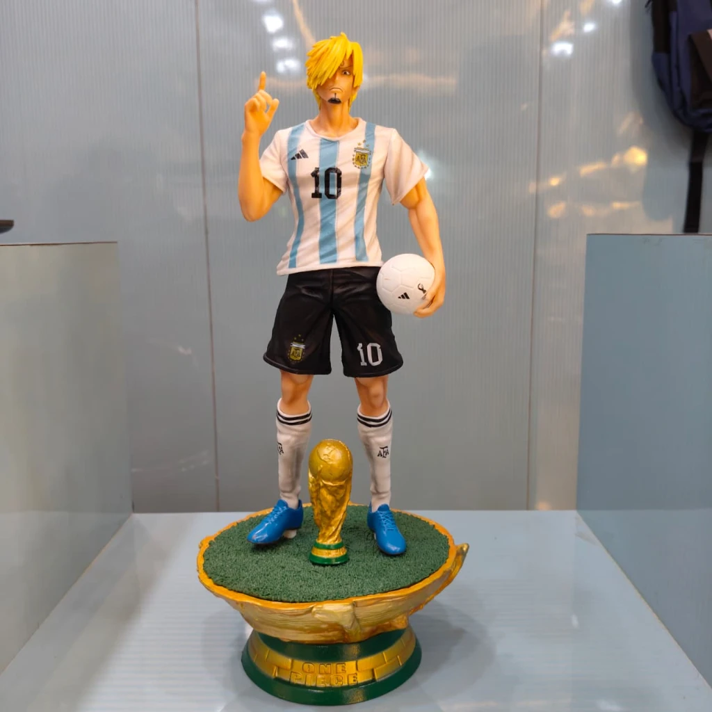 Sanji x Messi with Trophy Figure 36cm (Blister+Box) - Image 2