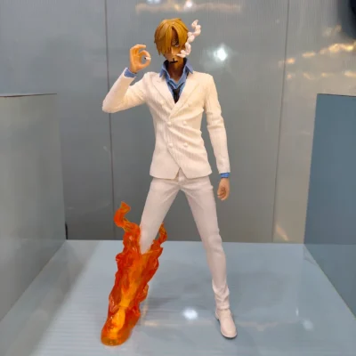 SANJI WHITE SMOKE FIGURE