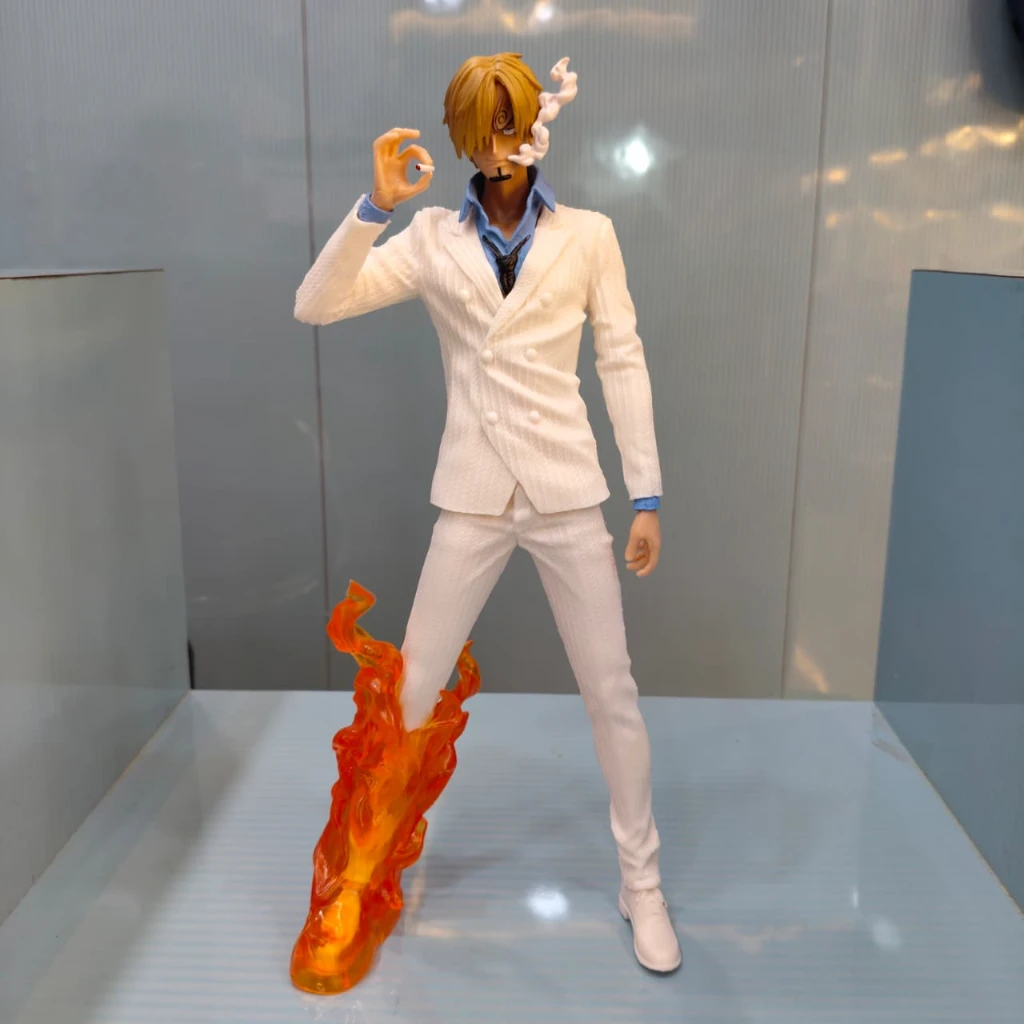 SANJI WHITE SMOKE FIGURE