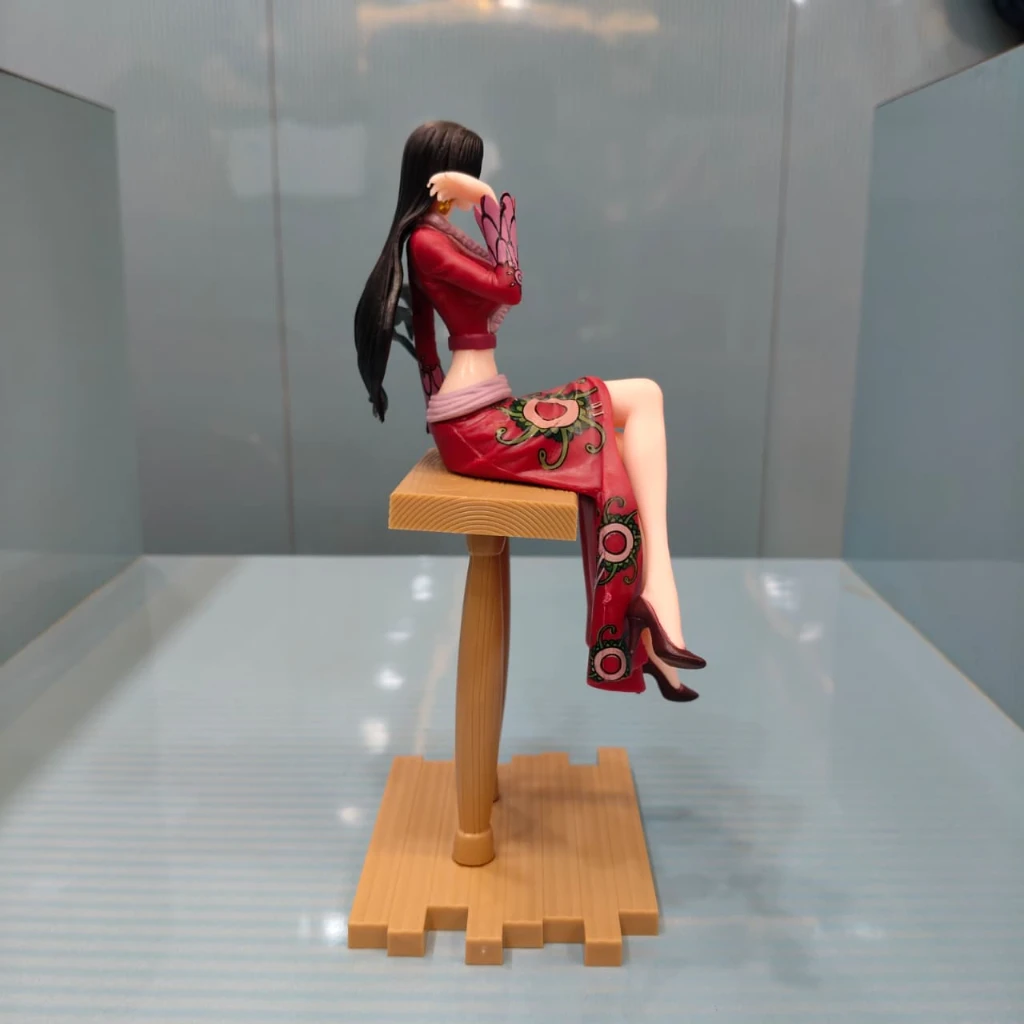 BOA HANCOCK ON TABLE - Image 5