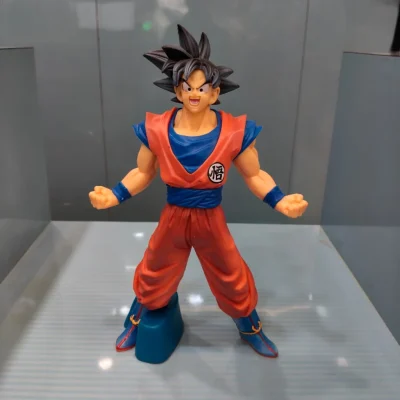 Dragon Ball Z Goku 26cm Big Action Figure
