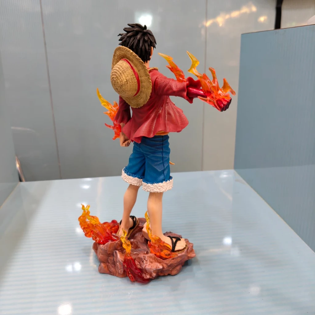 MONKEY D. LUFFY ACTION FIGURE WITH 2 REPLAC EABLE HEADS (26 CM HEIGHT) - Image 4