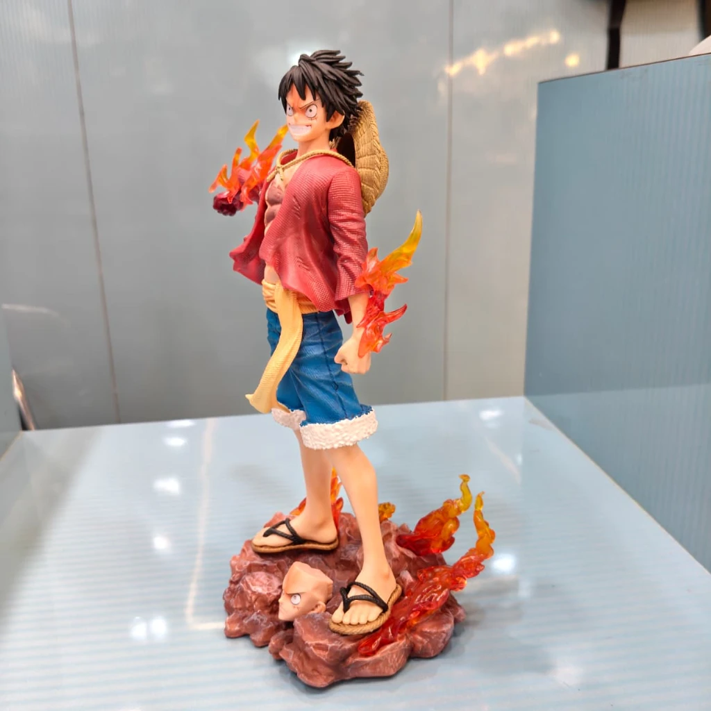 MONKEY D. LUFFY ACTION FIGURE WITH 2 REPLAC EABLE HEADS (26 CM HEIGHT) - Image 6