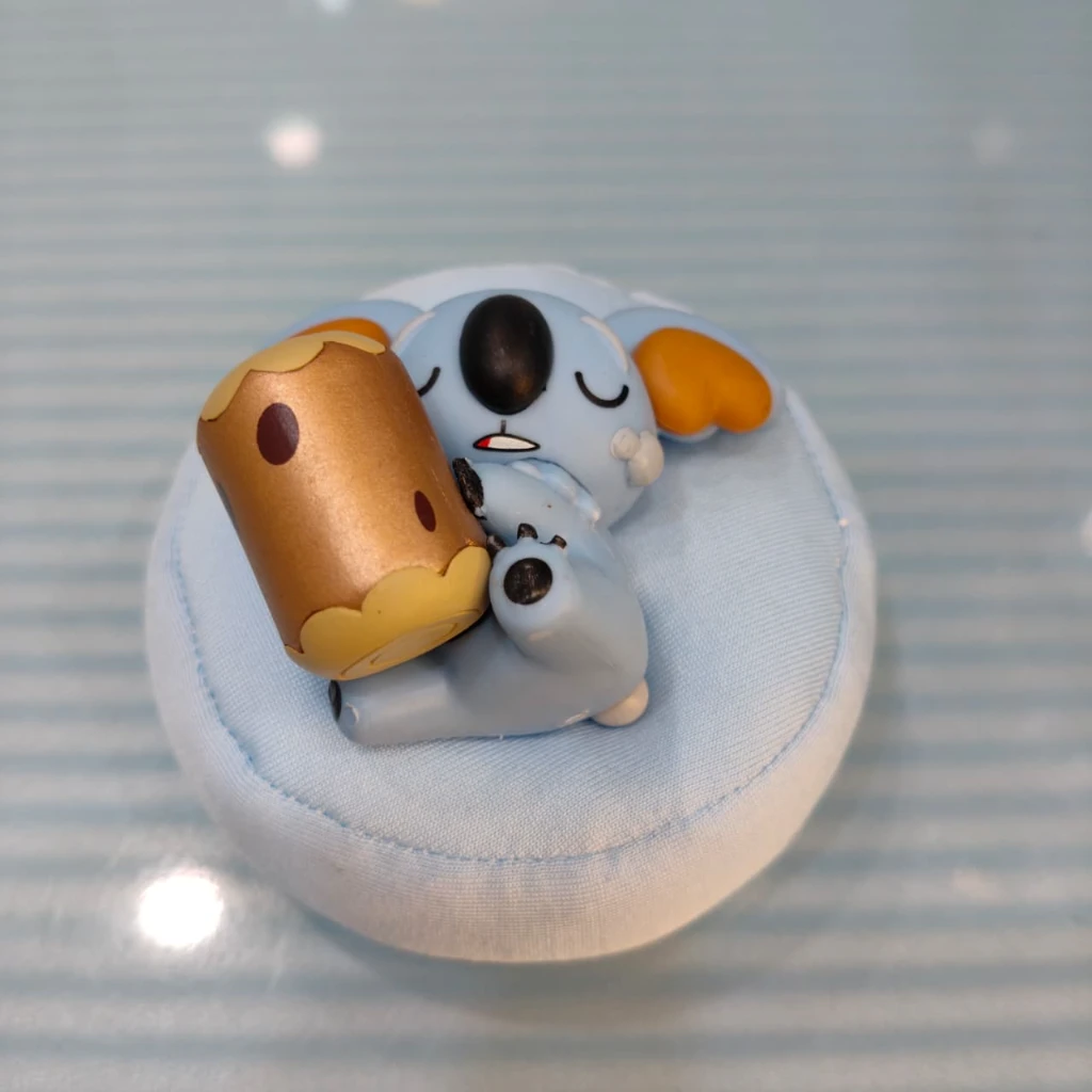 Komala Sleeping Pillow