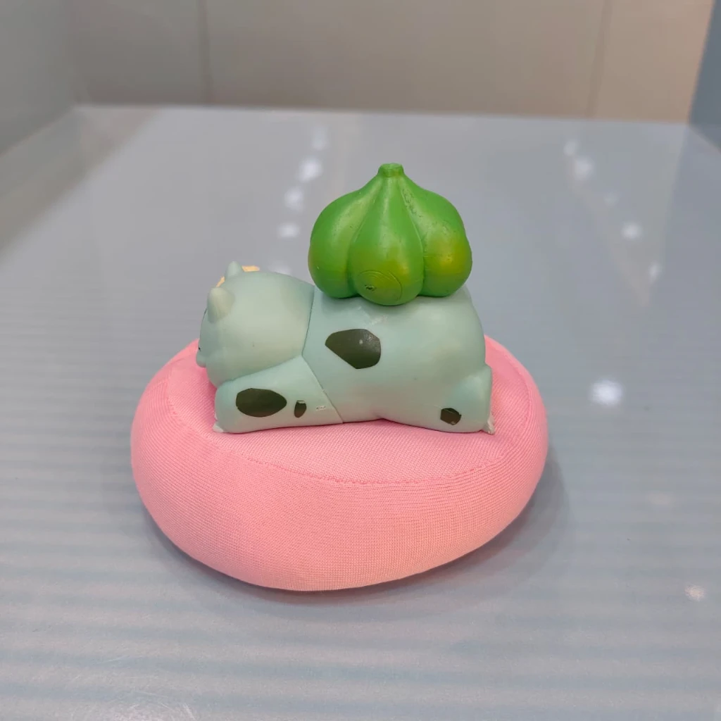 Balbasaur Pillow Overate - Image 4
