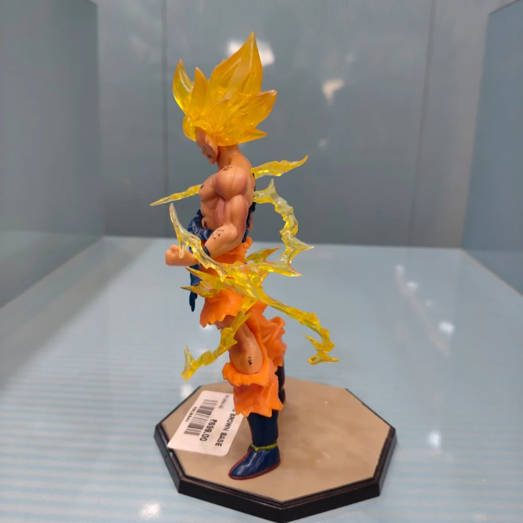 GOKU BROWN BASE FIGURE 18cm - Image 3