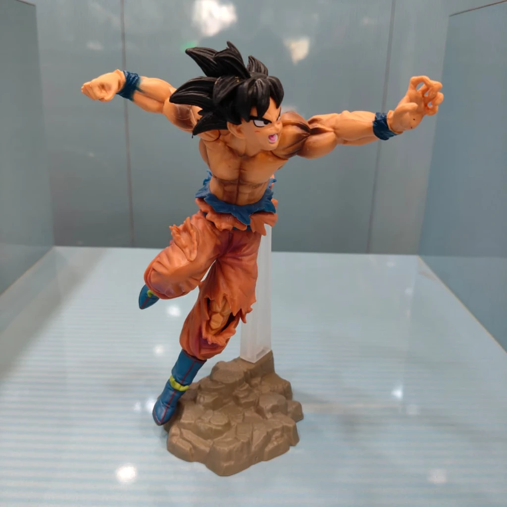GOKU ROCK FIGURE 22cm