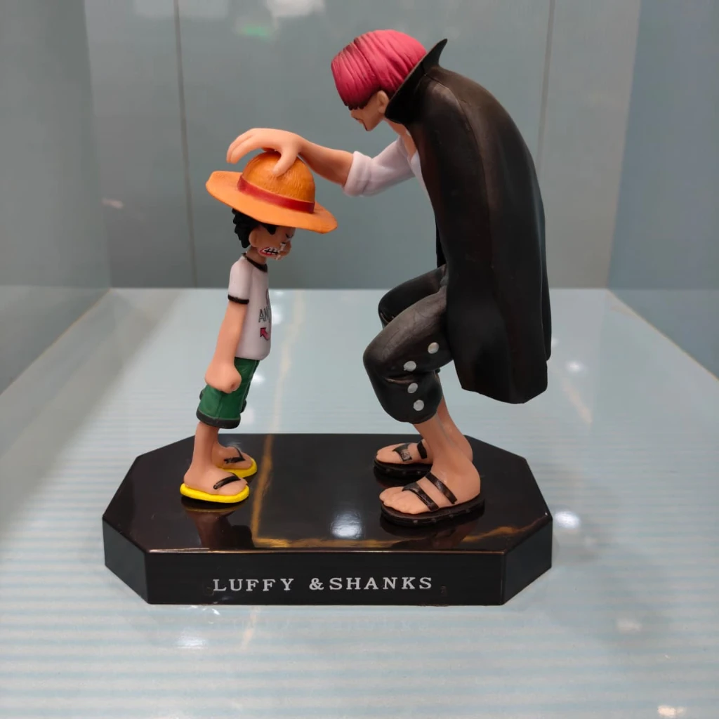 LUFFYxSHANKS FIGURE - Image 2