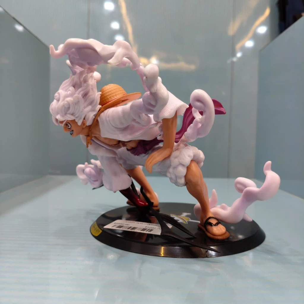 LUFFY PUNCH DOWN FIGURE - Image 3