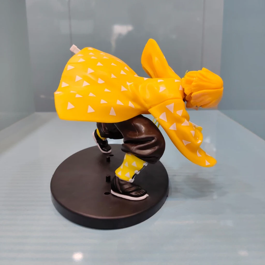 ZENITSU LIGHTNING FIGURE - Image 3