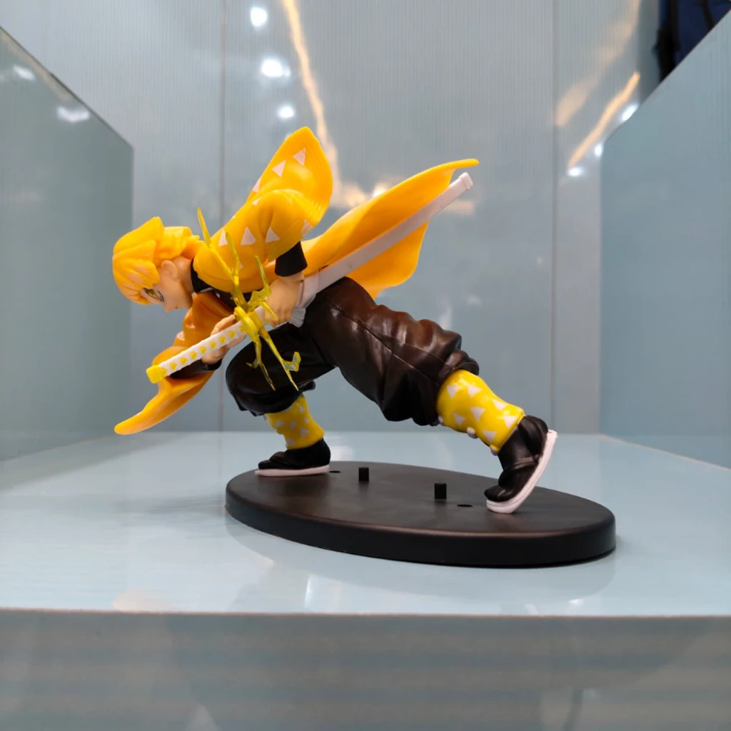 ZENITSU LIGHTNING FIGURE - Image 4