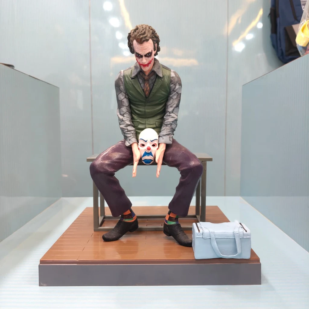 JOKER BIG TABLE FIGURE 30cm with bag and mask - Image 2