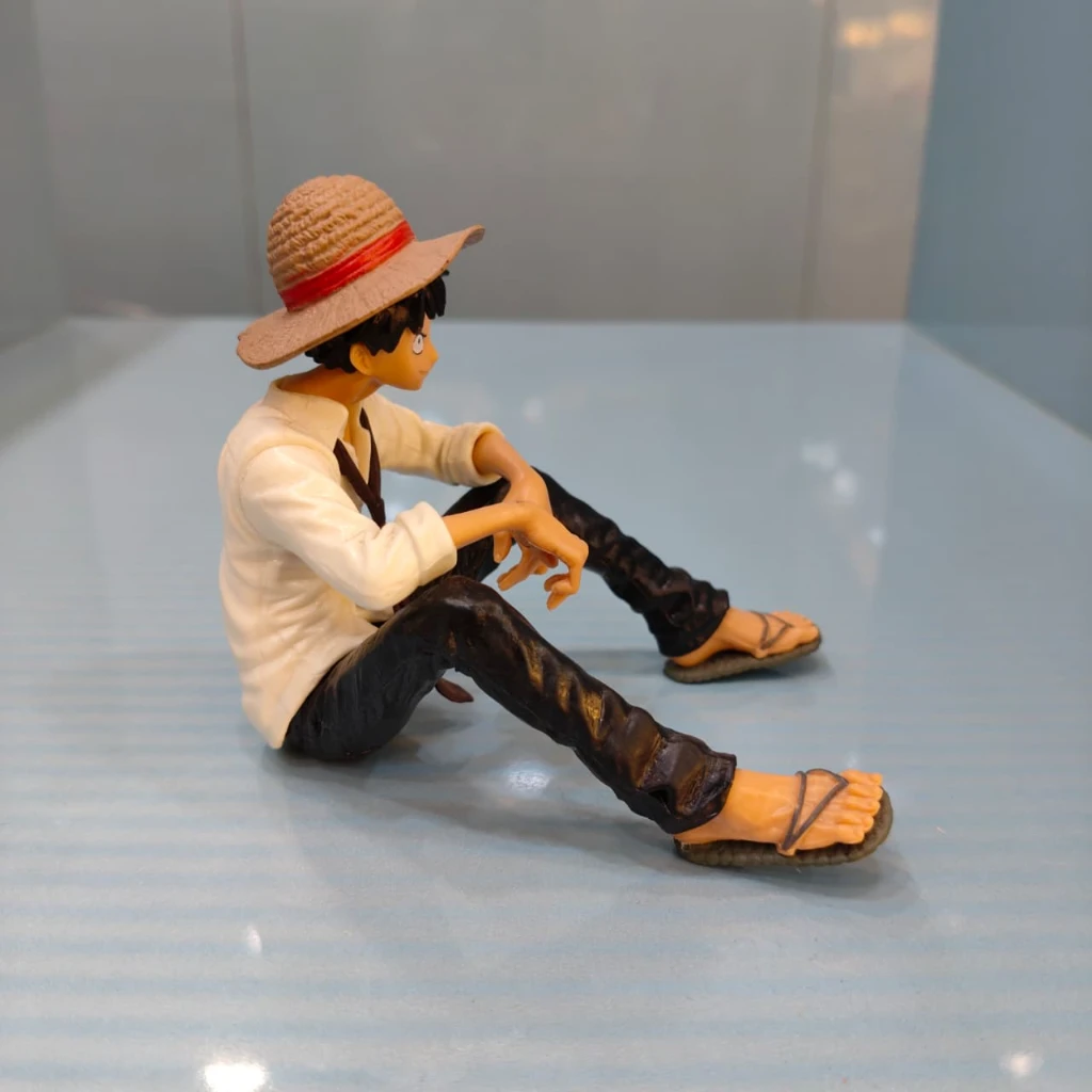 LUFFY SITTING FIGURE - Image 4