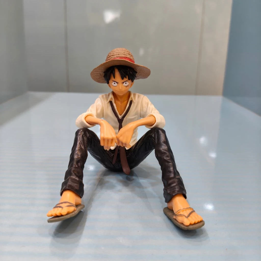 LUFFY SITTING FIGURE