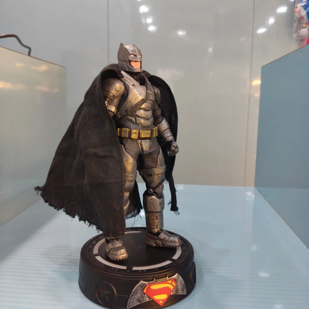 Batman Armored Figure with Light-Up Base - Image 2