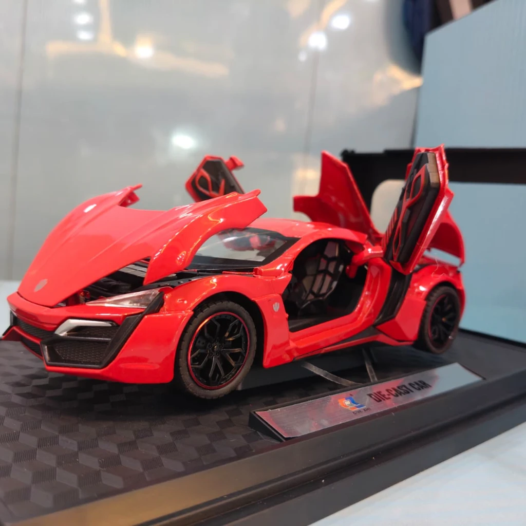 Lykan Hypersport 1:24 Scale Red Supercar