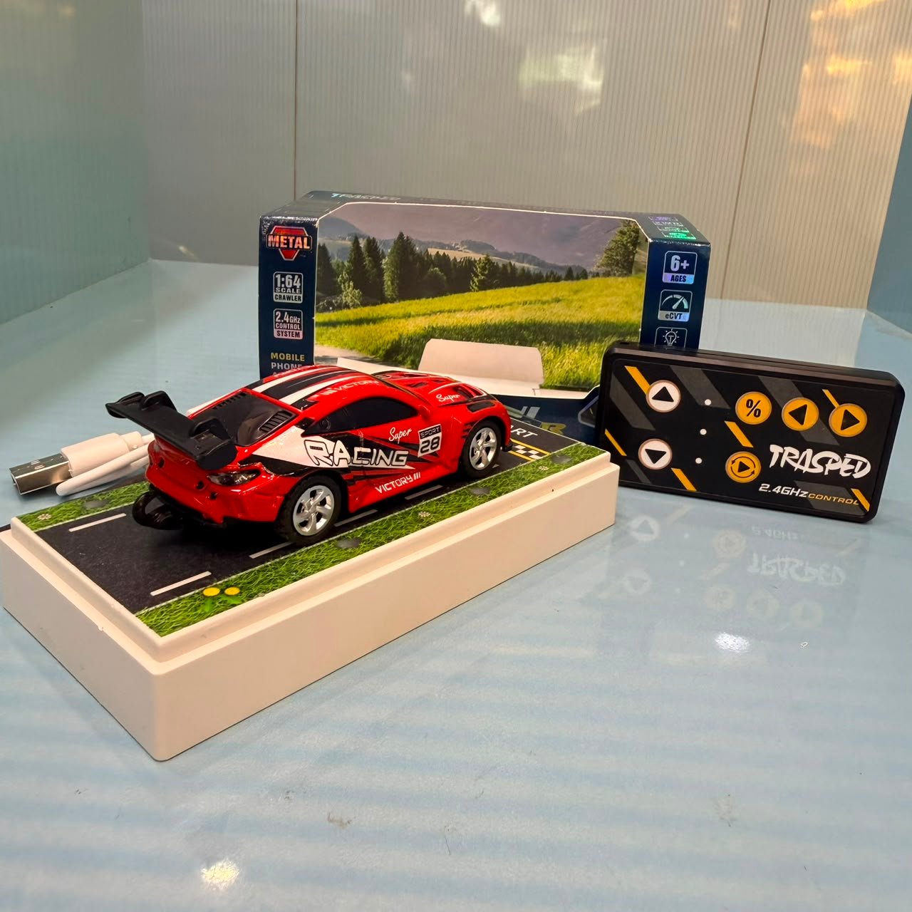 BMW M4 GT3 RED 1:64 Mini RC Racing Car – App-Controlled Remote Control Model - Image 3