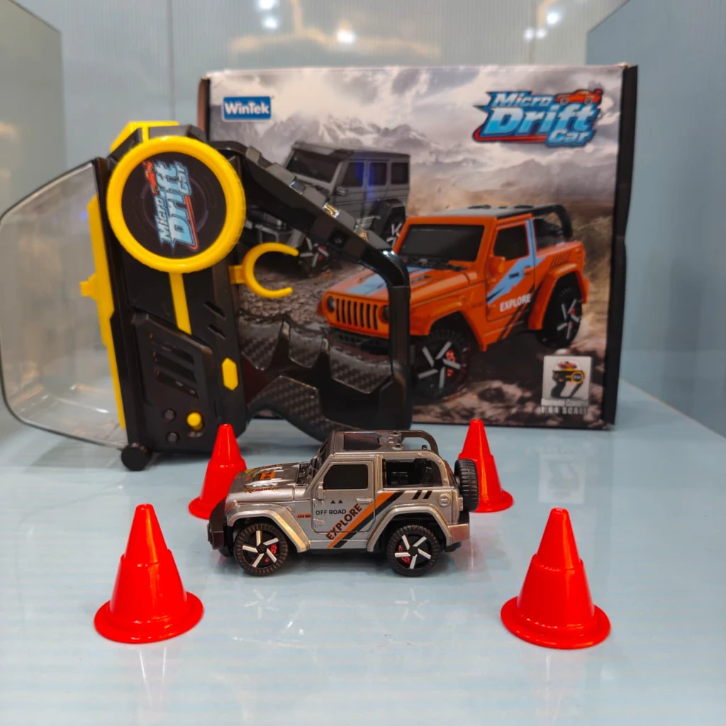 WinTek 1:64 Scale Micro Drift Car – 4WD Off-Road Tail Drift RC Car (App & Remote Control)