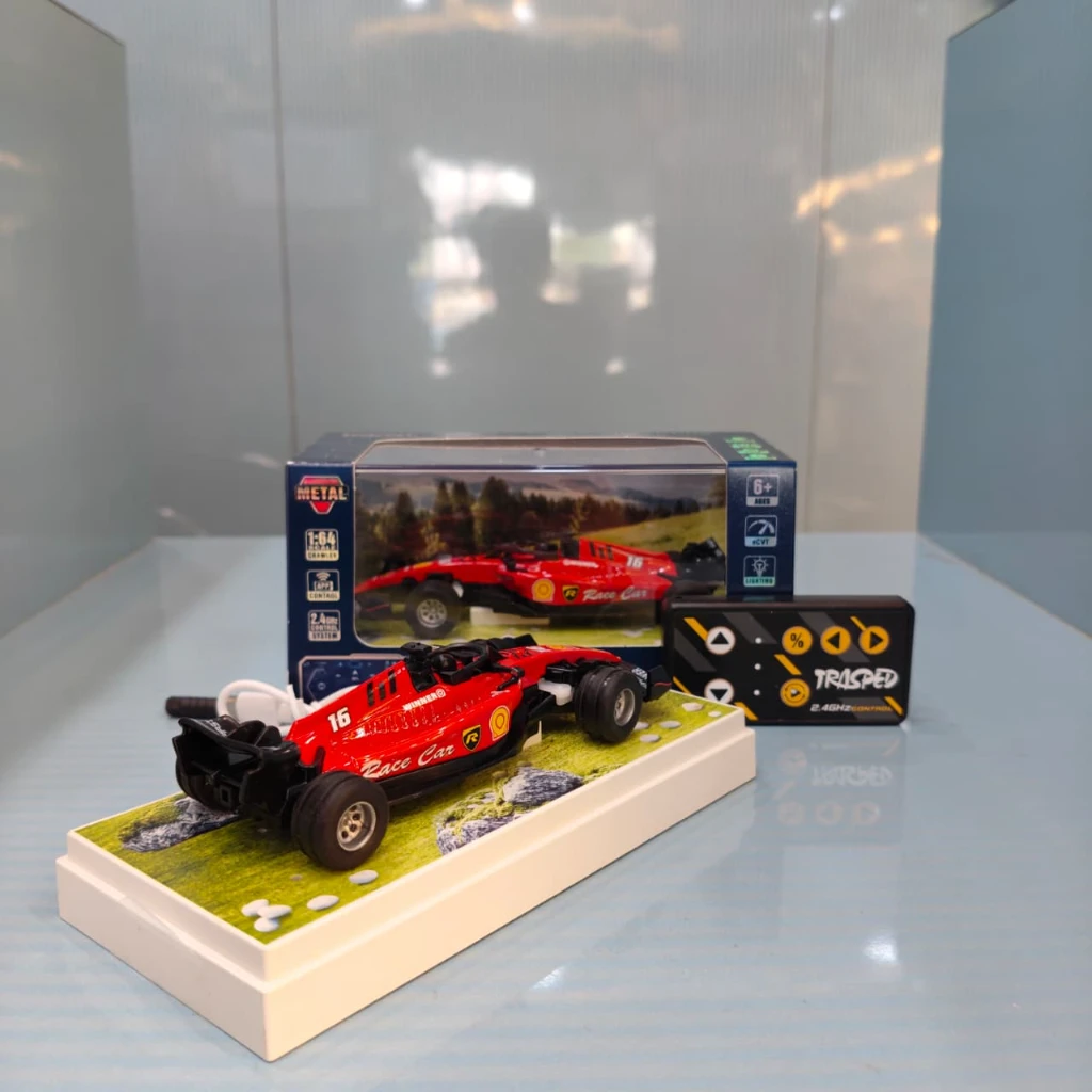 Trasped 1:64 Scale F1 Racing Car – Red "Race Car" Edition, App & 2.4GHz Remote Control - Image 5