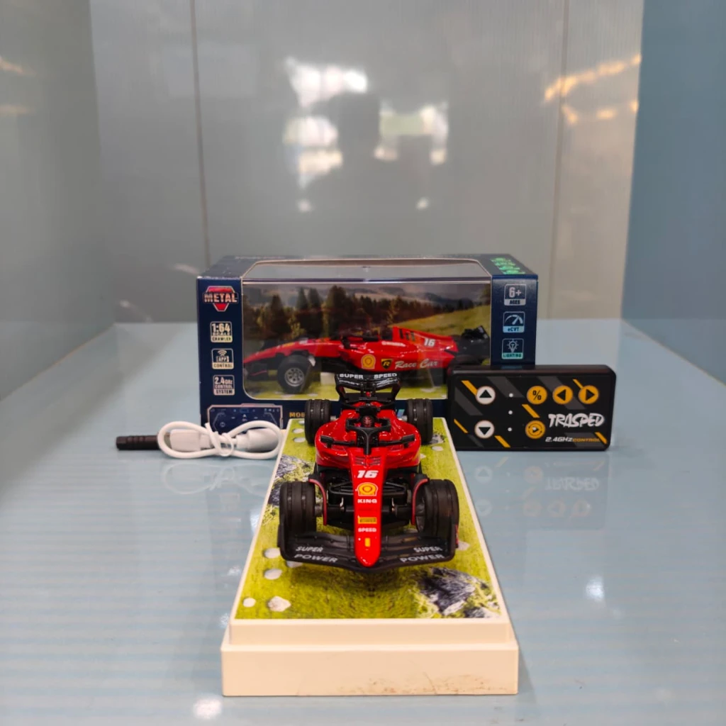 Trasped 1:64 Scale F1 Racing Car – Red "Race Car" Edition, App & 2.4GHz Remote Control - Image 2