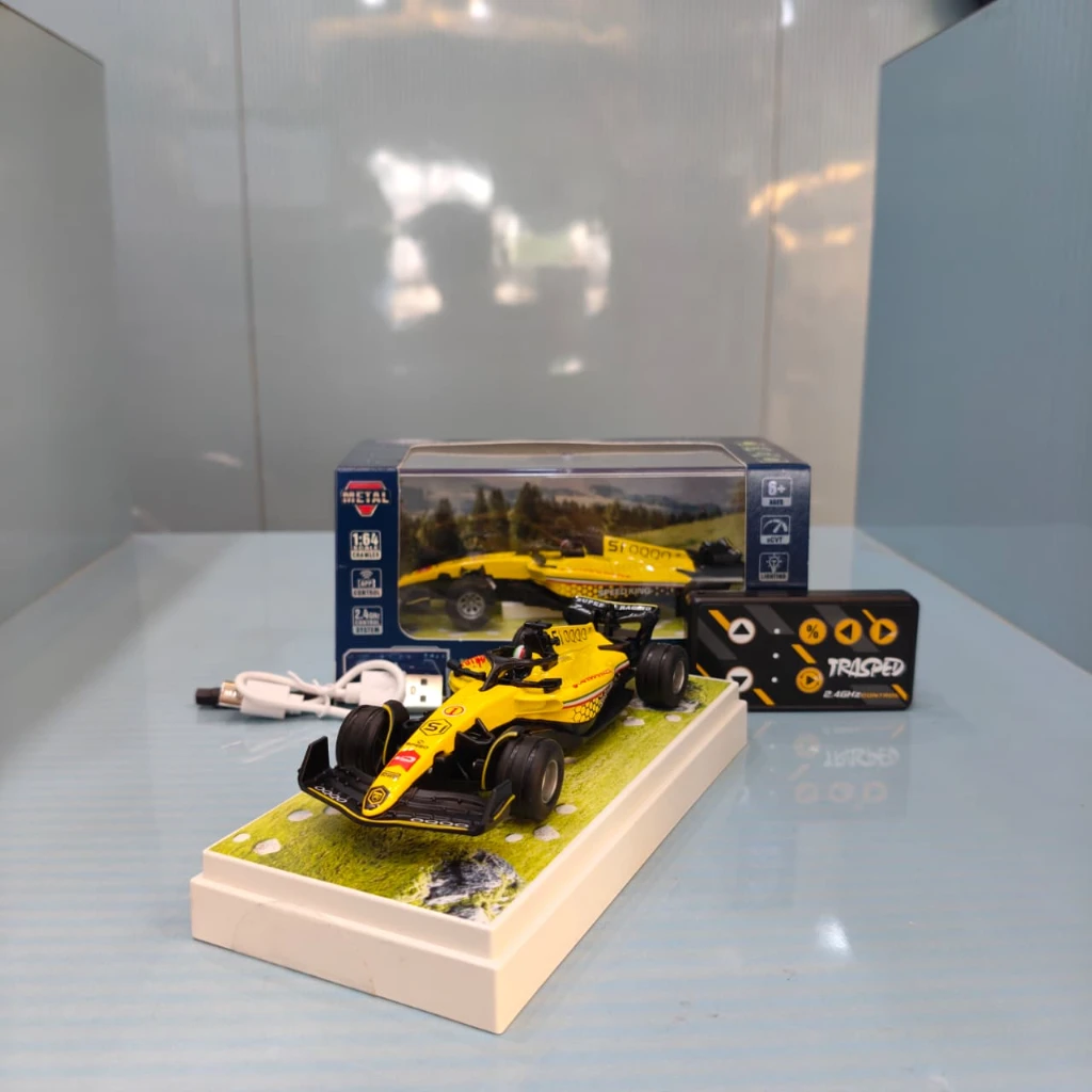 Trasped 1:64 Scale F1 Racing Car – Yellow "Speed King" Edition, App & 2.4GHz Remote Control