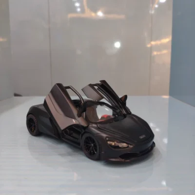 1:32 Scale McLaren 720S Die-Cast Model Car – Matte Black Coupe