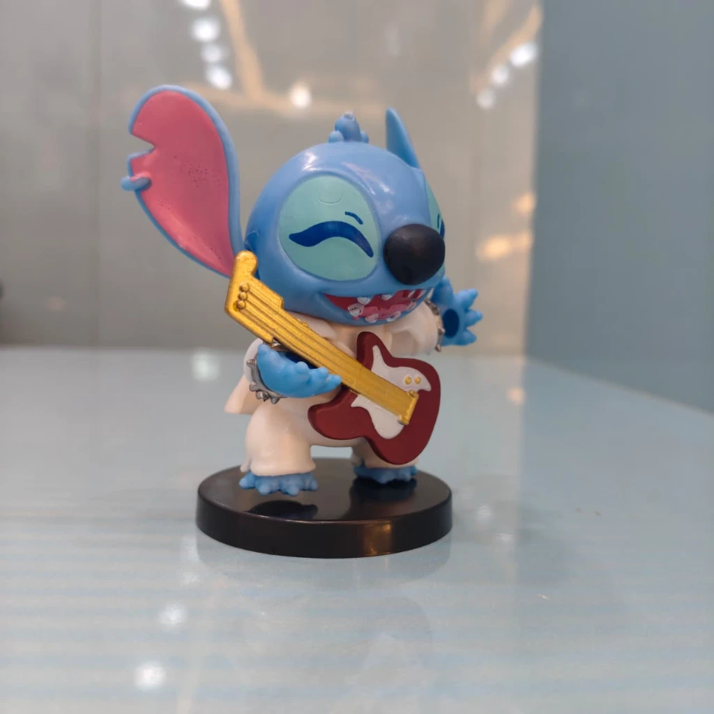 Stitch with guiter 8cm - Image 2