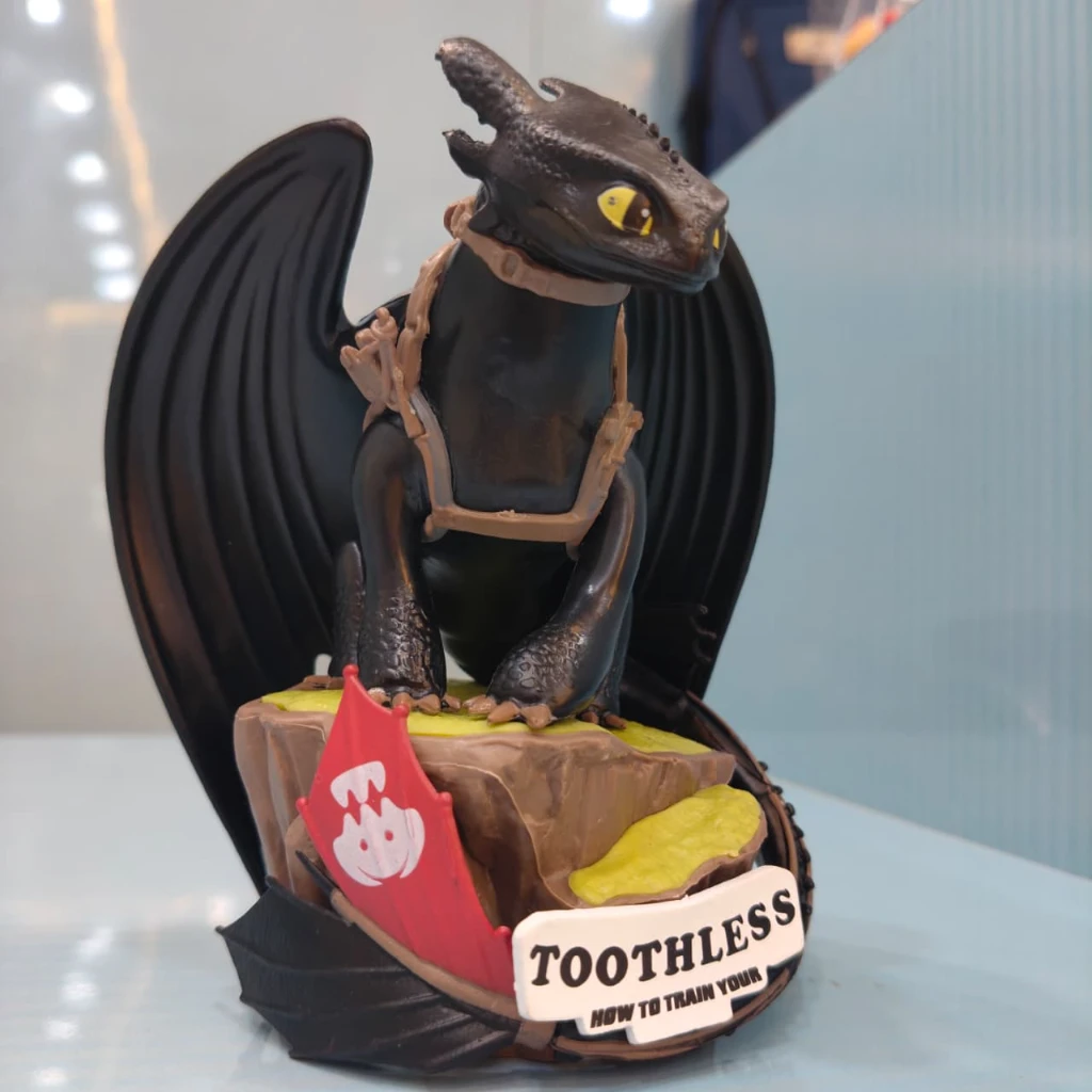 TOOTHLESS – HOW TO TRAIN YOUR DRAGON FIGURE WITH BOX – 14 CM