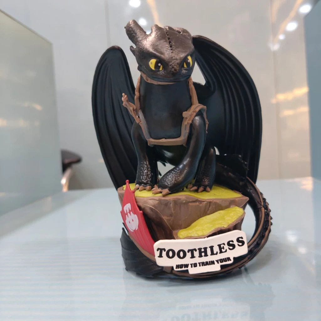 TOOTHLESS – HOW TO TRAIN YOUR DRAGON FIGURE WITH BOX – 14 CM - Image 5