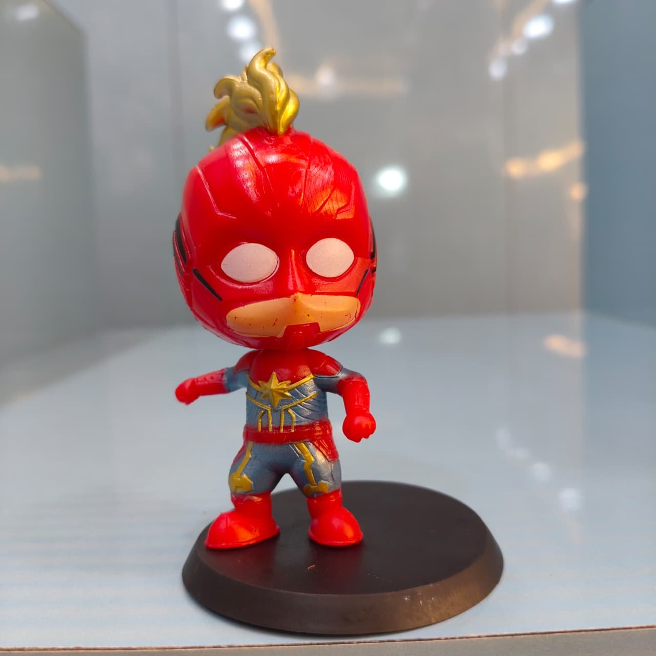Captain Marvel 8 CM Collectible Figure