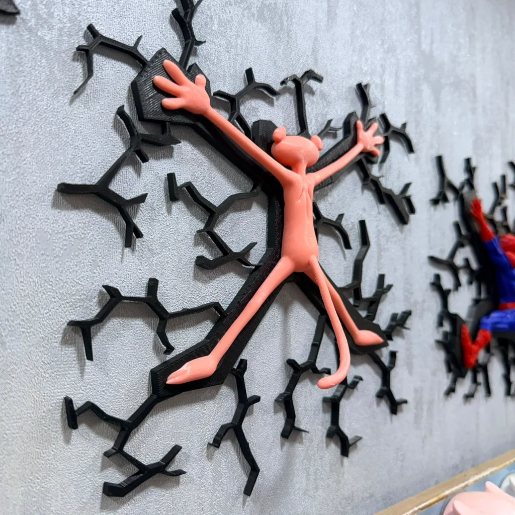 Pink Panther Wall Crashed Figure – 24 CM - Image 4