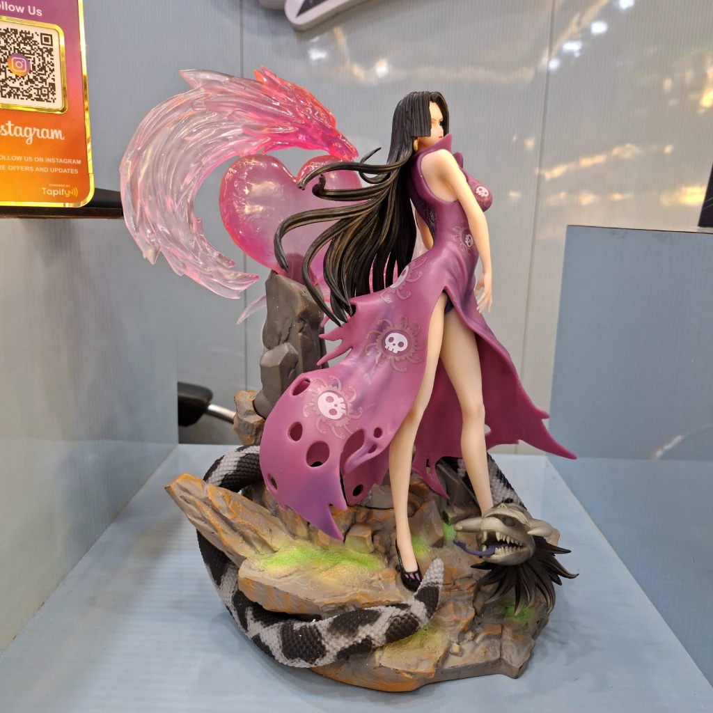 Boa Hancock 36cm Figure - Image 4