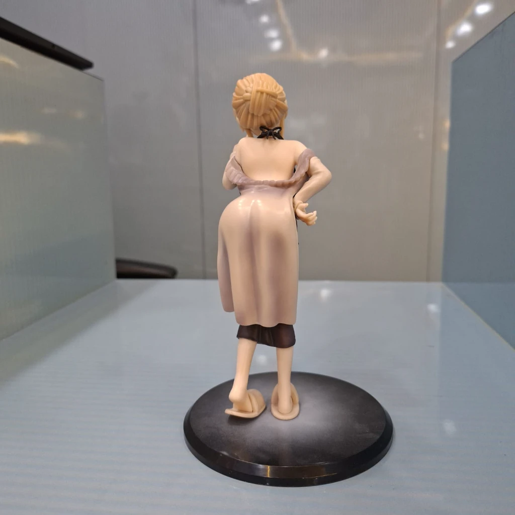Erin 18cm Anime Figure - Image 4