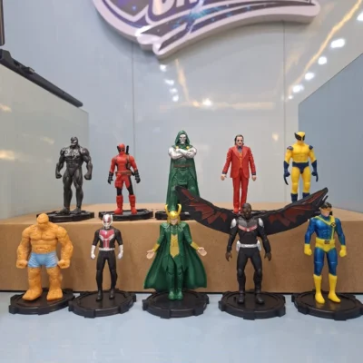 Avengers 10-Piece Action Figure Set