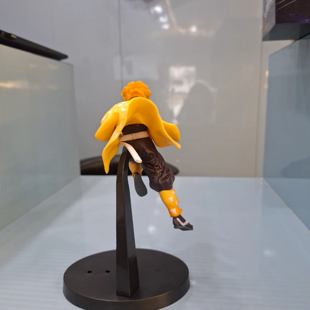 Zenitsu Agatsuma 18 cm Action Figure - Image 5