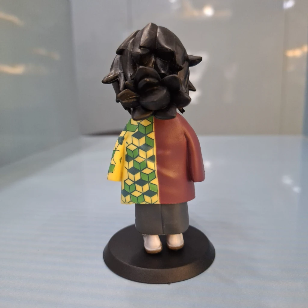 Giyu Tomioka 11 cm Anime Figure - Image 3